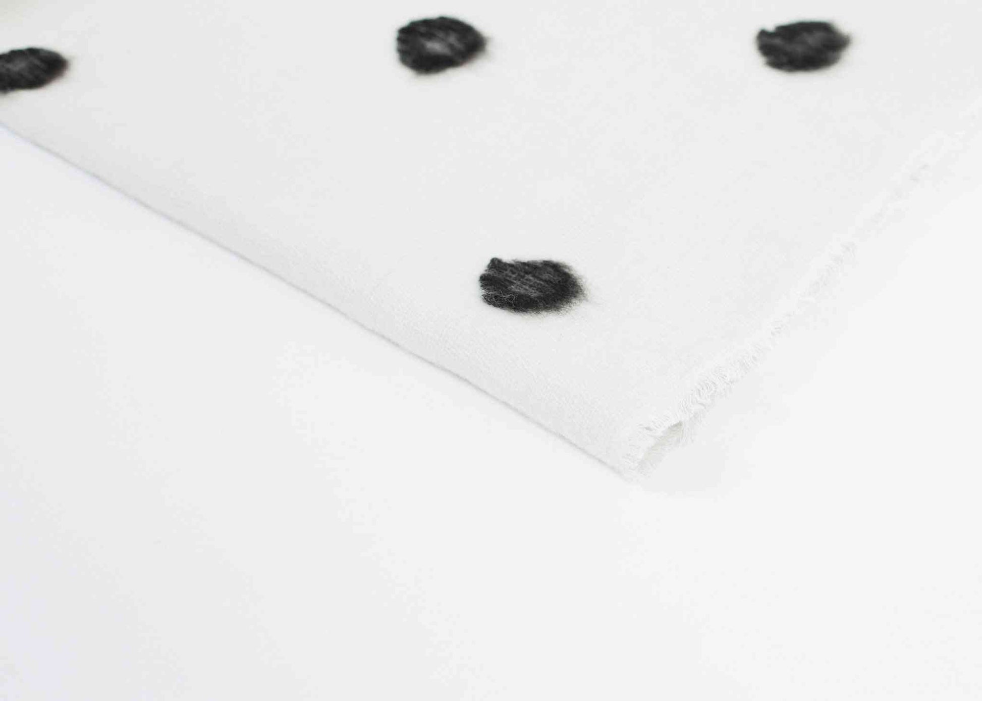 Cashmere Dot Shawl in Black/White Denis Colomb Home Accessories Black/White One Size 7572880809